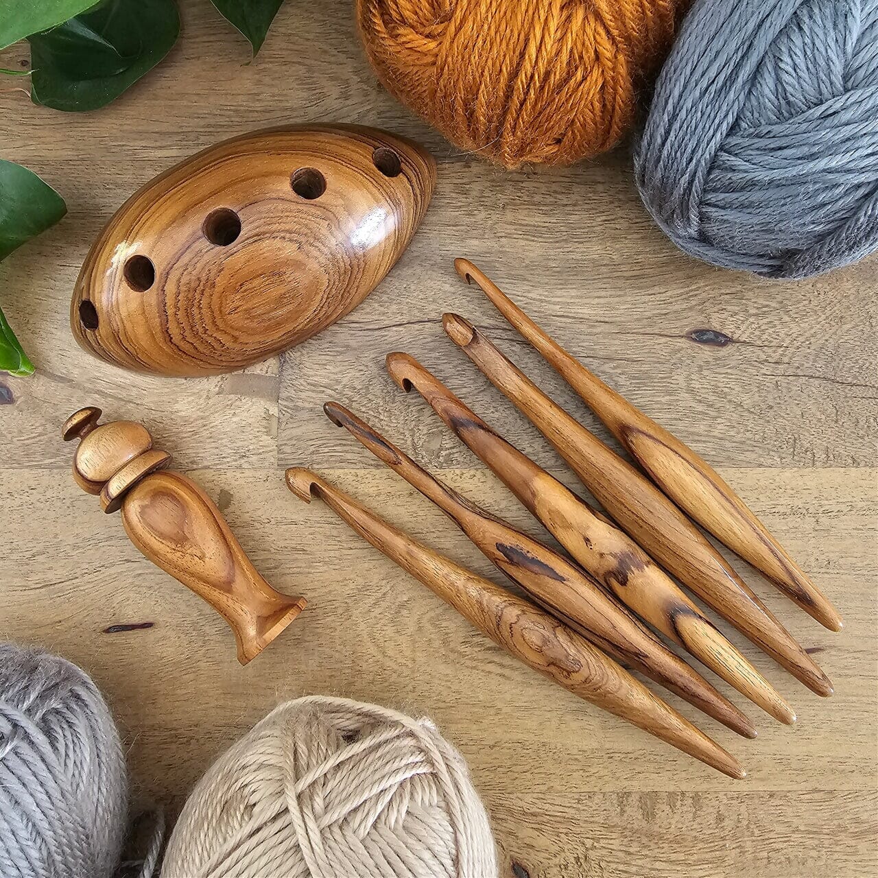 Teak 5 Hook Circular Display Hook Stand Furls